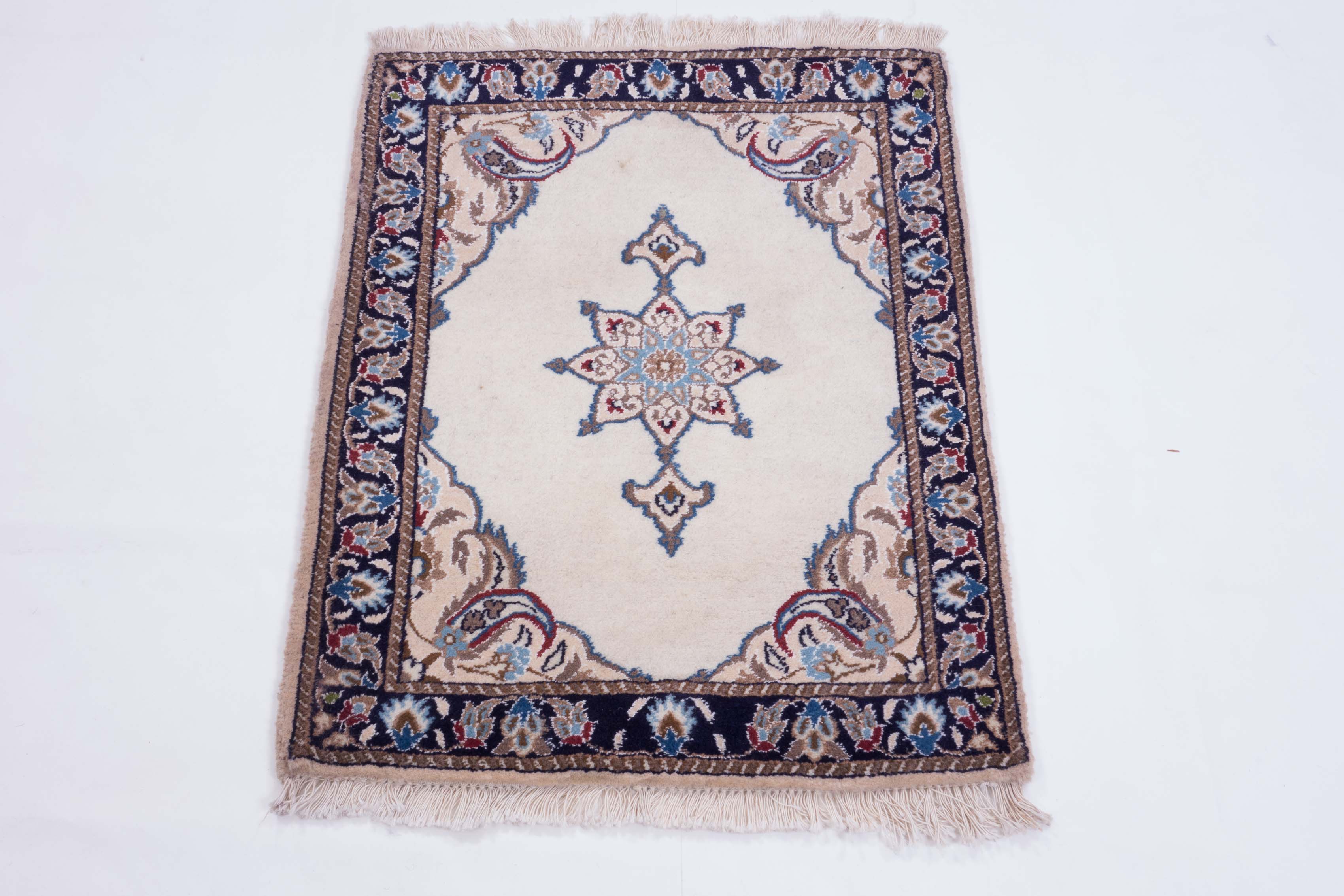Perser Nain 60x80 Handgeknüpft Teppich Weiß Orientalisch Kurzflor Orient Rug
