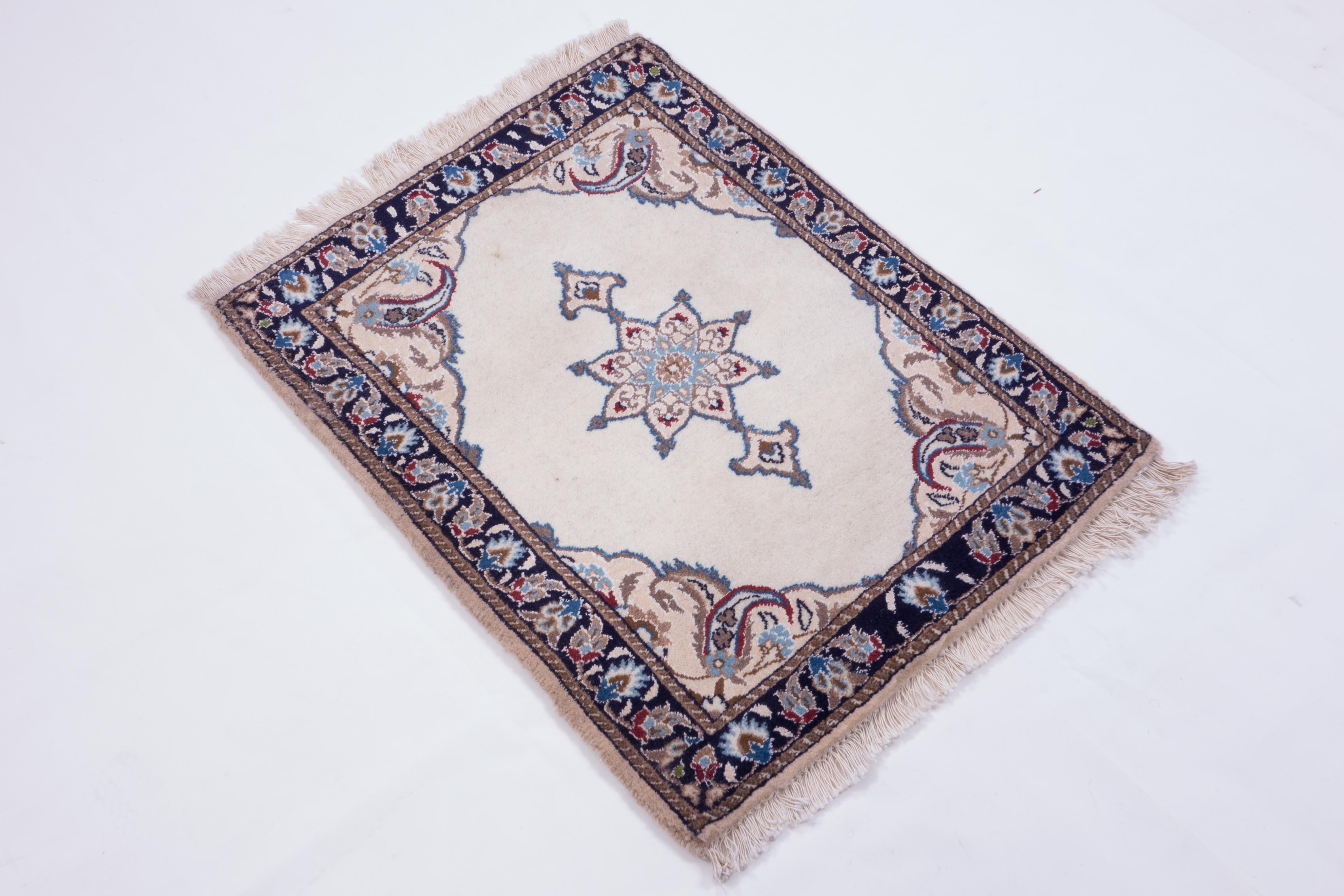 Perser Nain 60x80 Handgeknüpft Teppich Weiß Orientalisch Kurzflor Orient Rug