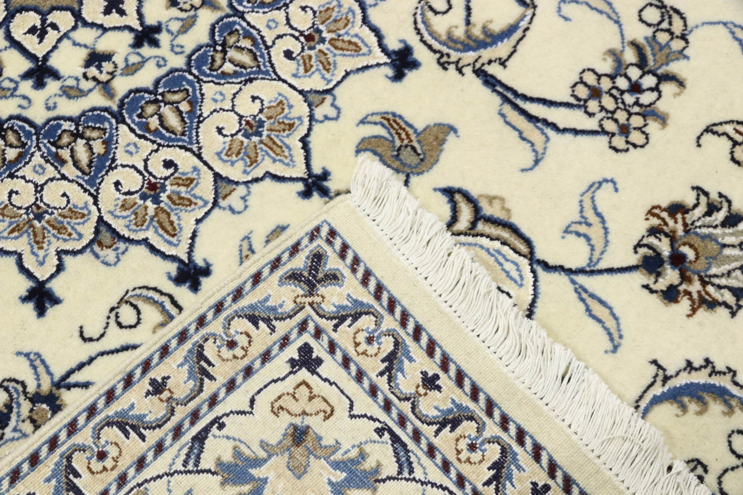 Persian carpet Nain Kashmar 200x300 Hand-knotted White Medallion Oriental UNIKAT