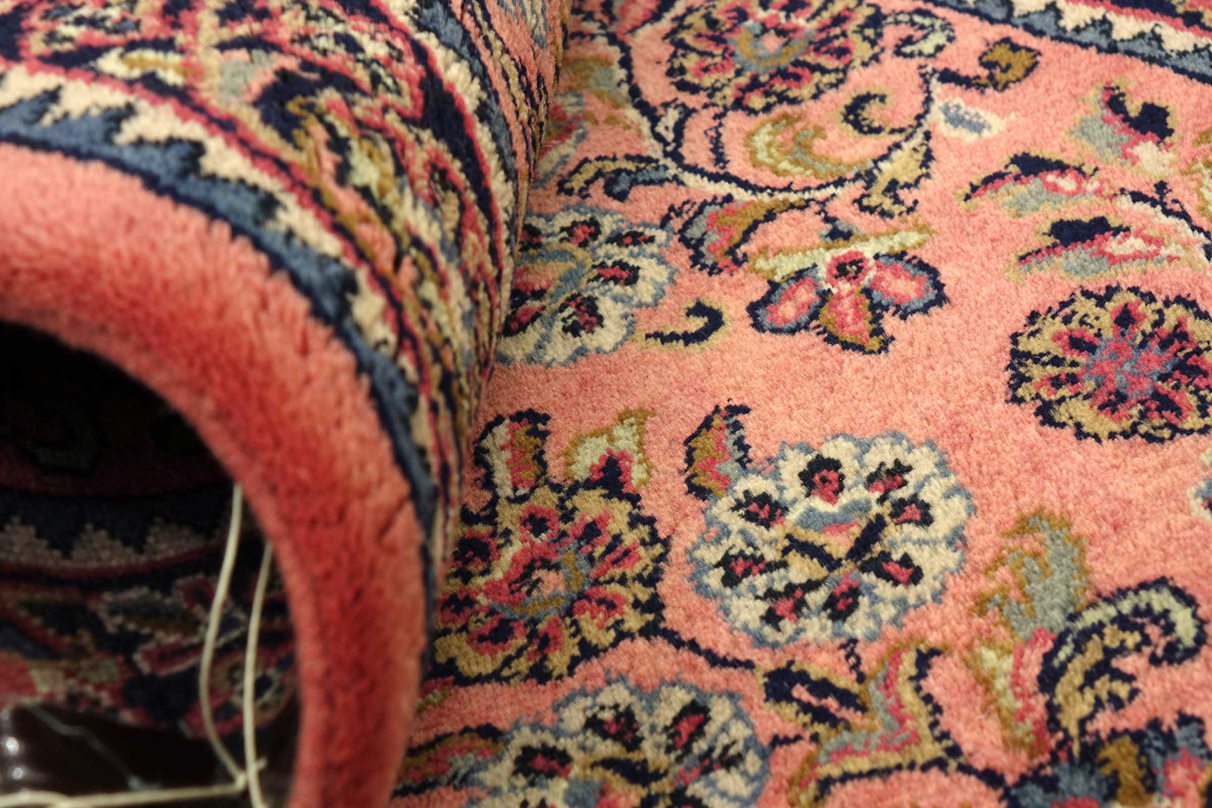 Sarough Teppich 70x140 Handgeknüpft Rosa Floral Wolle Kurzflor Rug