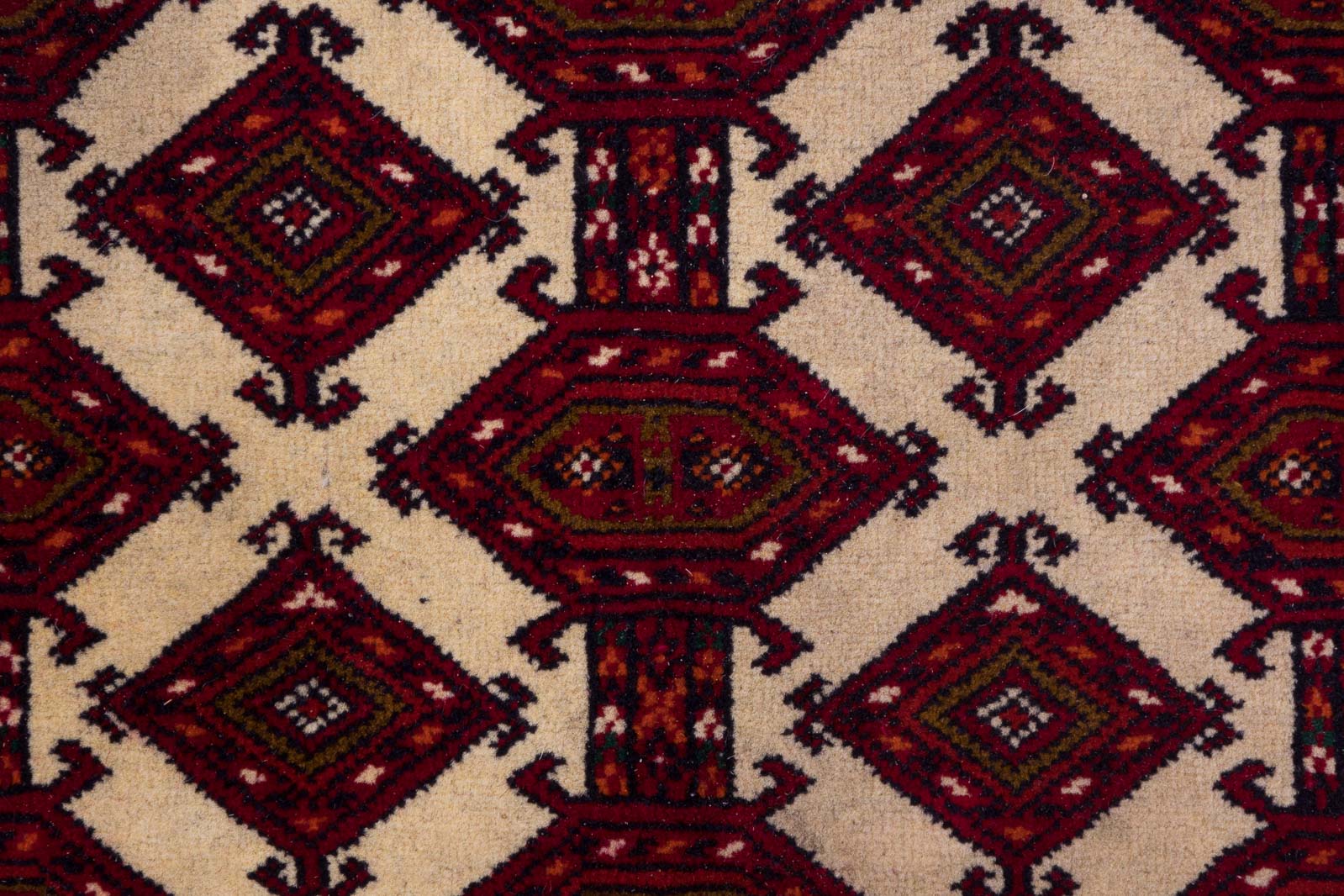 Afghan Kunduz Rug 200x300 Hand Knotted Red Geometric Pattern Orient Short Pile