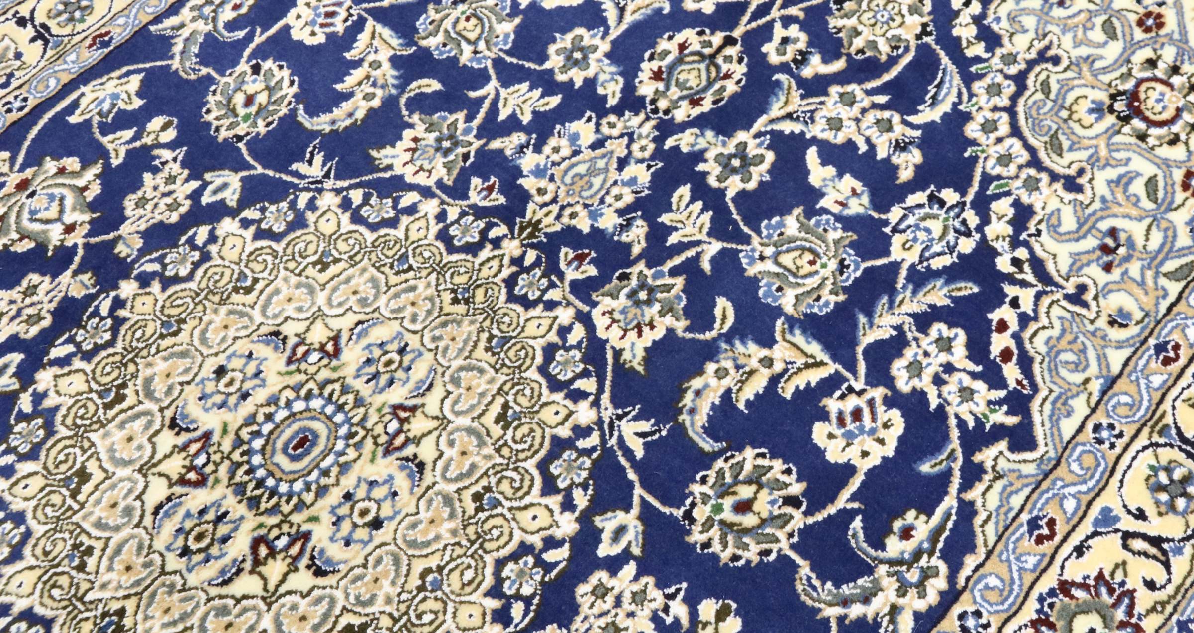 Persian carpet Nain 9LA 120x180 hand-knotted blue medallion oriental UNIKAT short pile