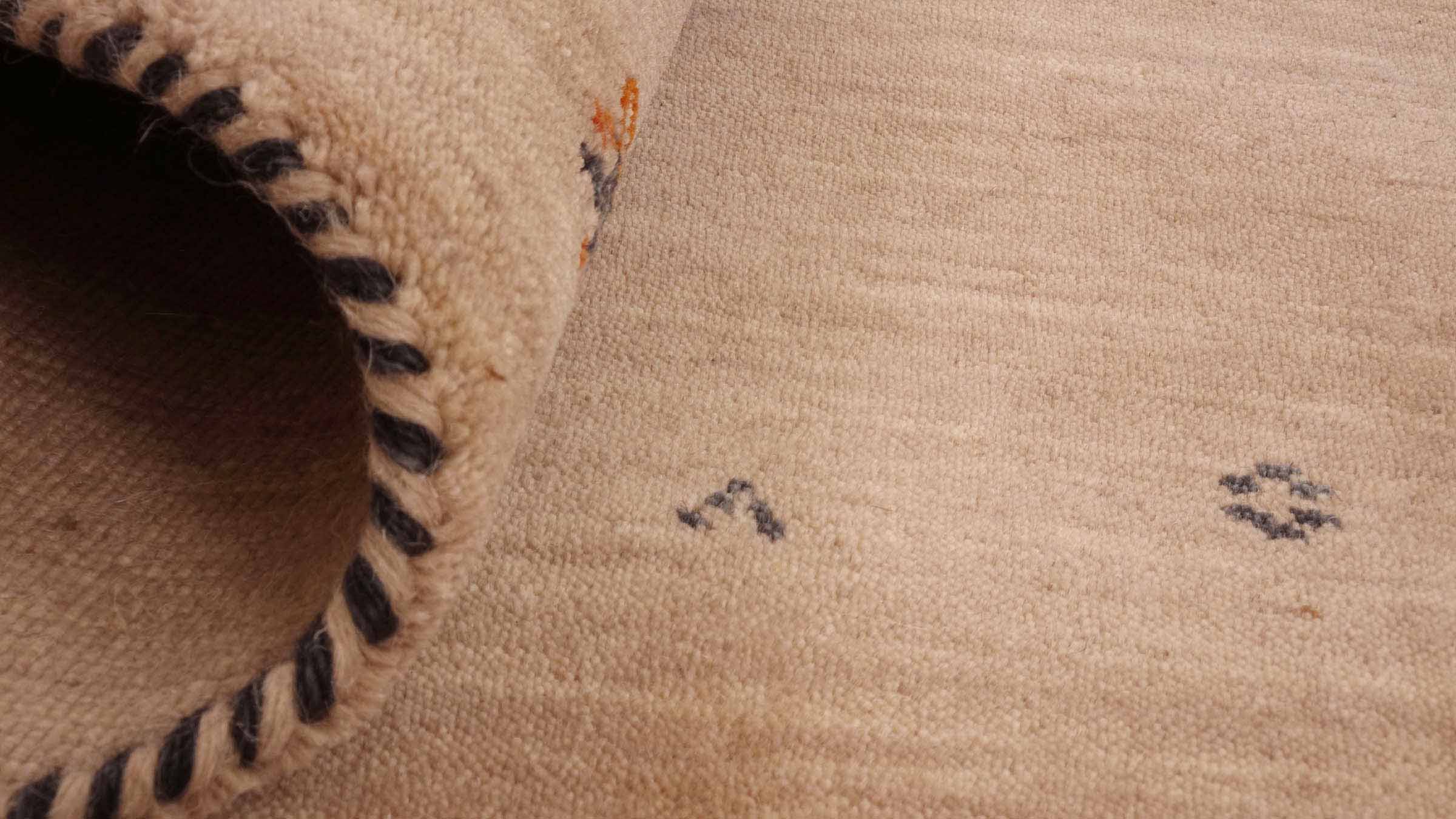 Wool carpet Gabbeh MUTI 200x200 Handwoven Round Beige Plain Handmade