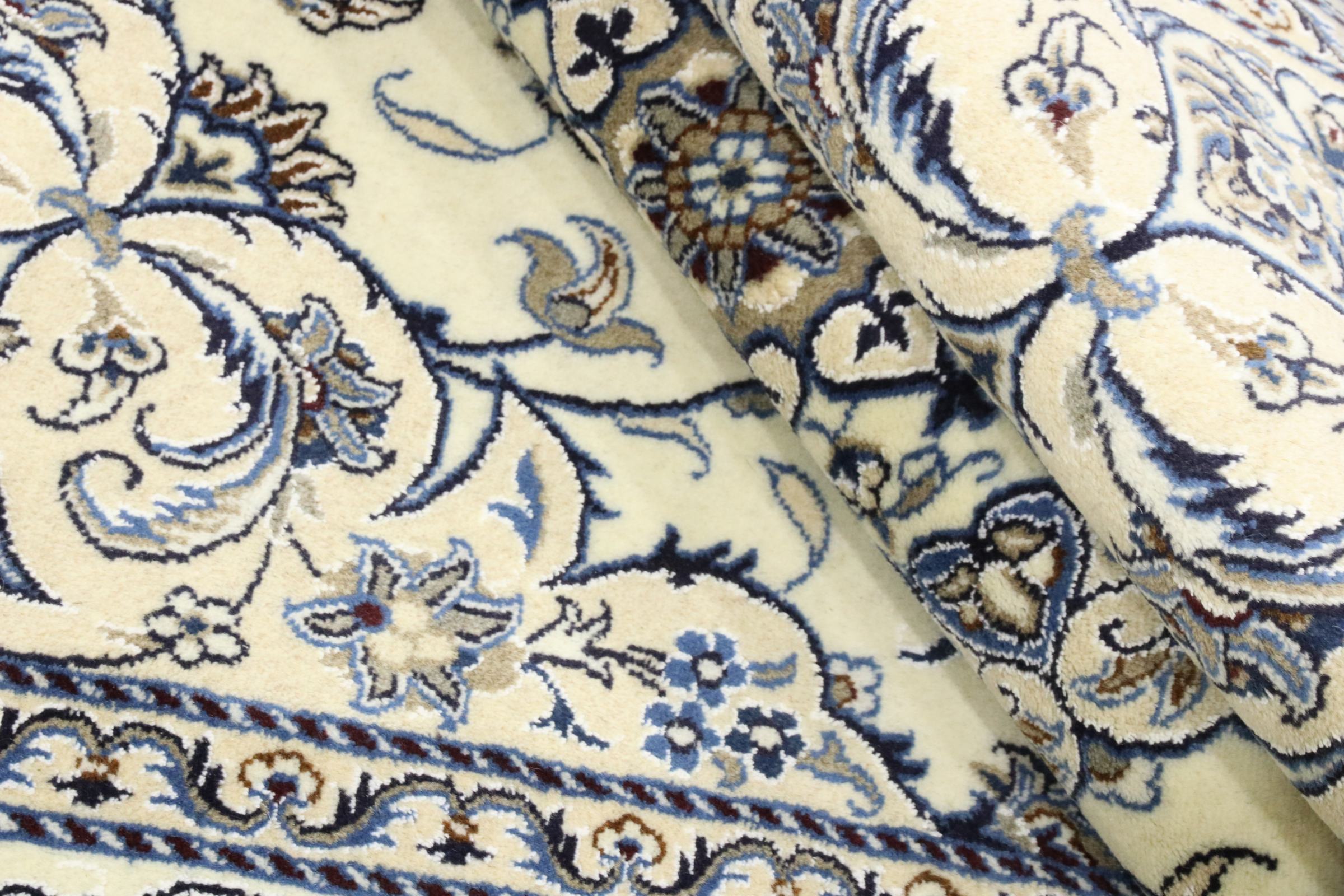 Perserteppich Nain Kashmar 200x300 Handgeknüpft Weiß Medaillon Orientalisch UNIKAT