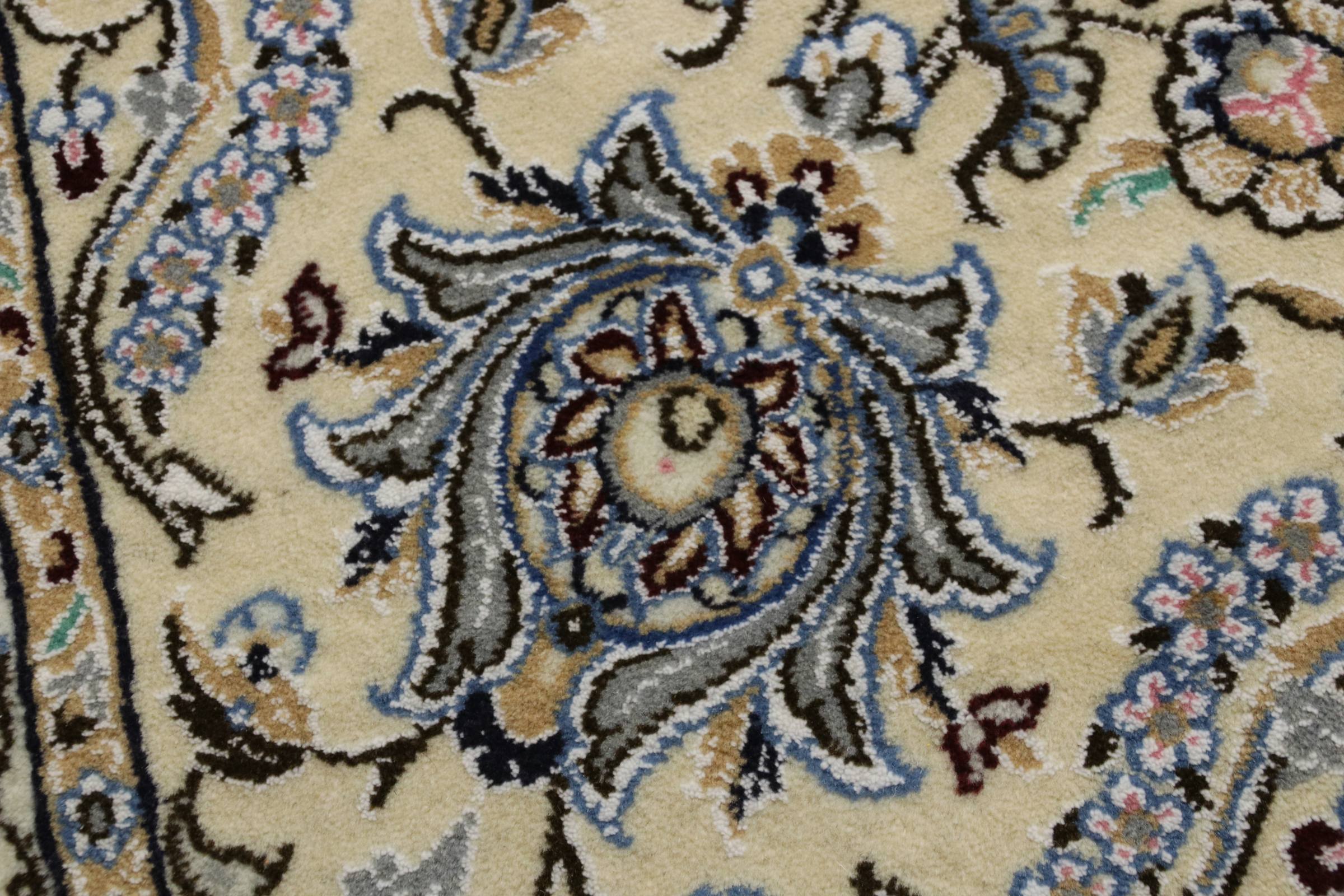Perserteppich Nain 9LA 300x400 Handgeknüpft Weiß Medaillon Orientalisch UNIKAT Kurzflor