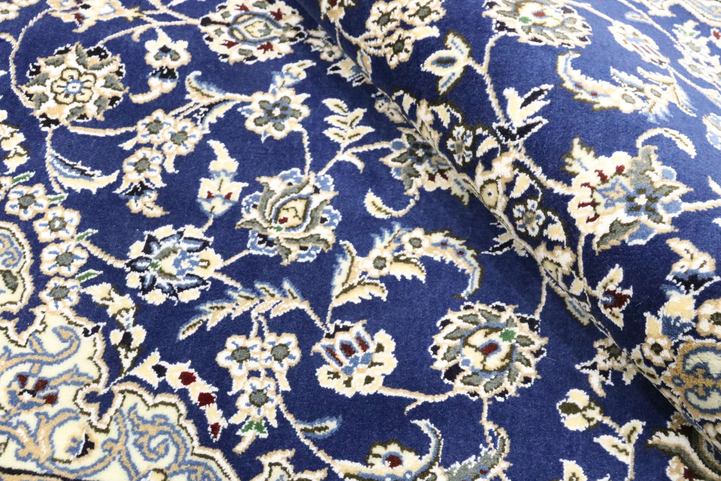Perserteppich Nain 9LA 120x180 Handgeknüpft Blau Medaillon Orientalisch UNIKAT Kurzflor