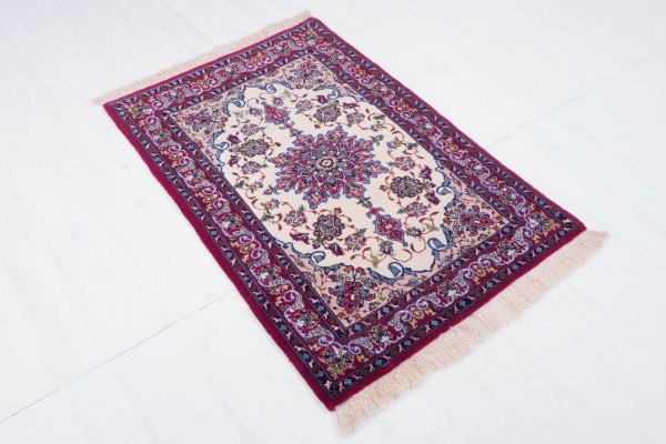 Perser Isfahan 106x72 Handgeknüpft Teppich 70x110 Mehrfarbig Orientalisch Kurzflor