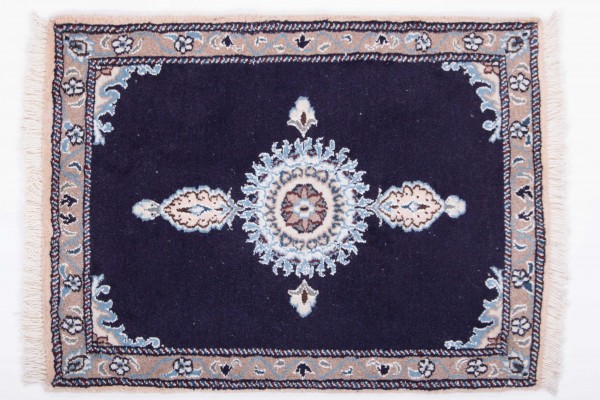 Perser Nain 80x60 Handgeknüpft Teppich 60x80 Weiß Orientalisch Kurzflor Orient Rug