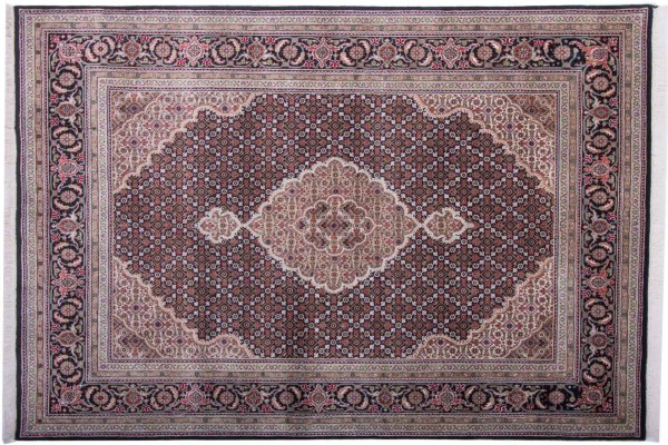 Tabriz 227x166 Handgeknüpft Teppich 170x230 Mehrfarbig Orientalisch Kurzflor Orient Rug